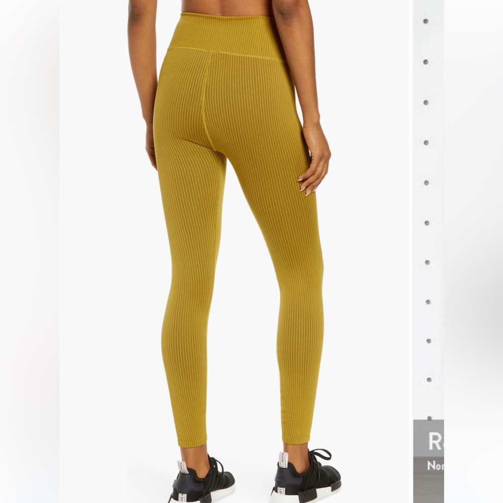 GOOD AMERICAN Seamless Core Power Leggings in Olive Size 00/0 NEW NWT